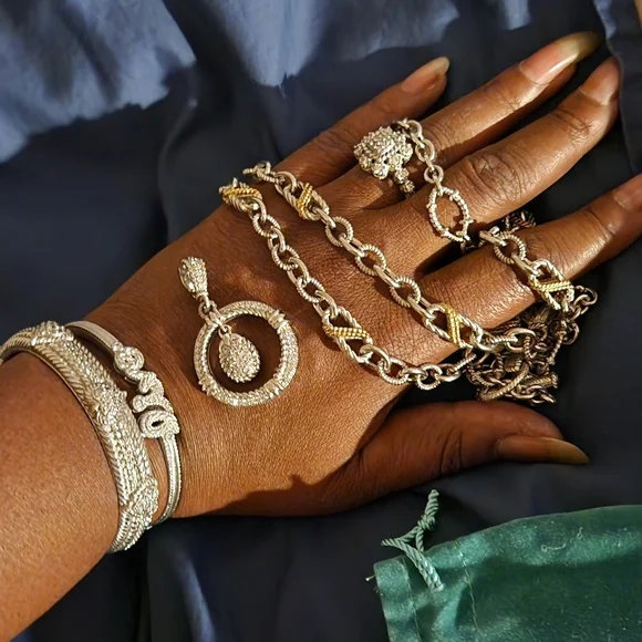 Judith Ripka Silver/ Gold 18in Heavy Chain Necklace - Picture 8 of 13